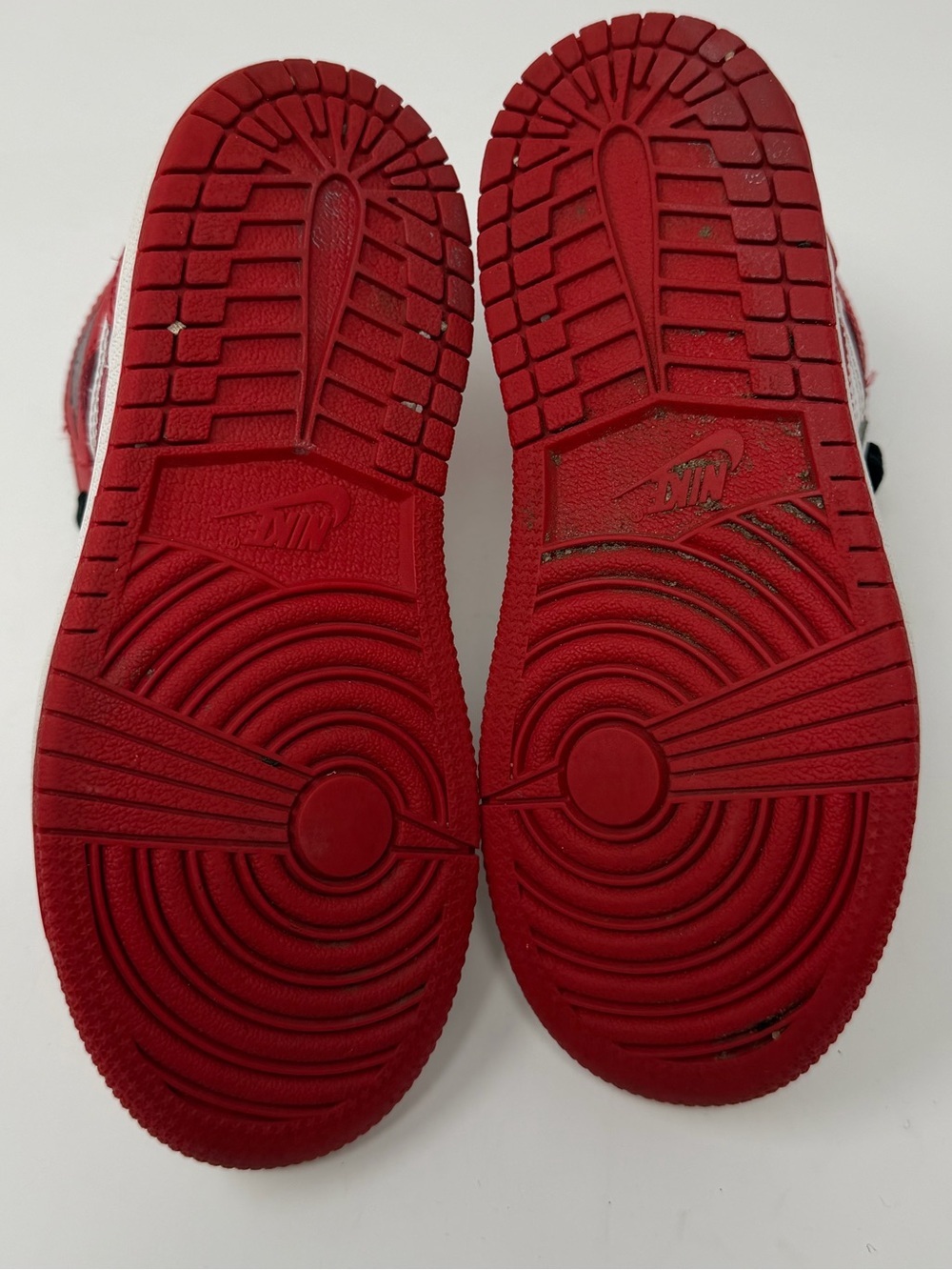 Jordan Kids High-Top Sneakers in Red, White & Black Sz.11 - Picture 3 of 8